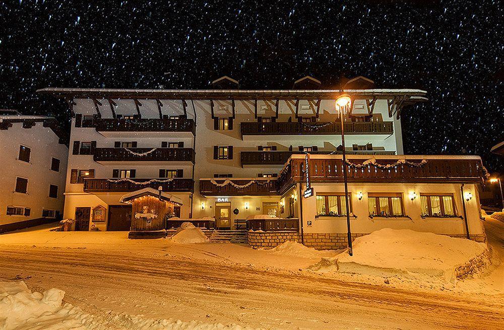 Hotel Due Spade Folgaria Exteriér fotografie