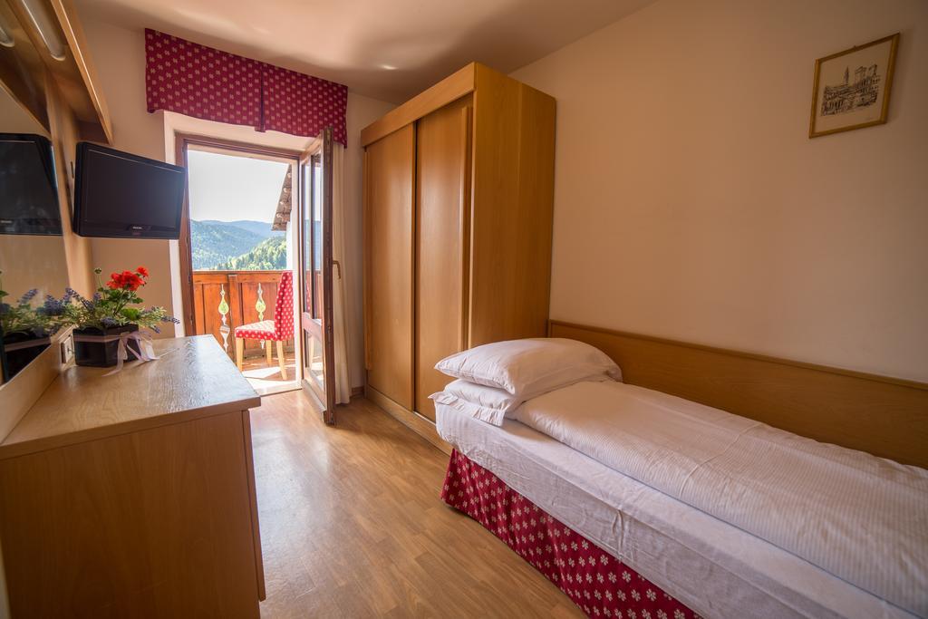 Hotel Due Spade Folgaria Exteriér fotografie